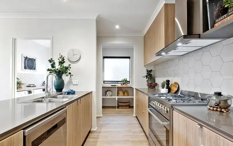 Fifth view of Homely house listing, 6 Hyde Ave, Clyde North VIC 3978