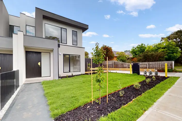 2/31 Hampton Rd, Essendon West VIC 3040