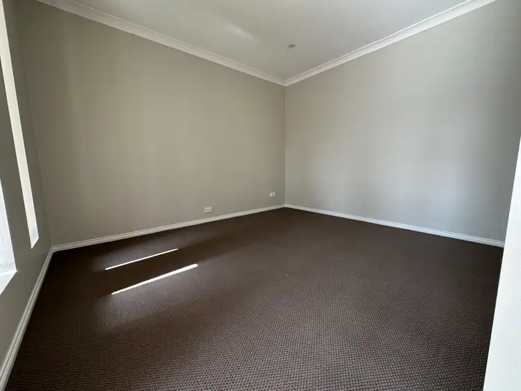 Second view of Homely house listing, 5 Desert Gum Terrace, Manor Lakes VIC 3024