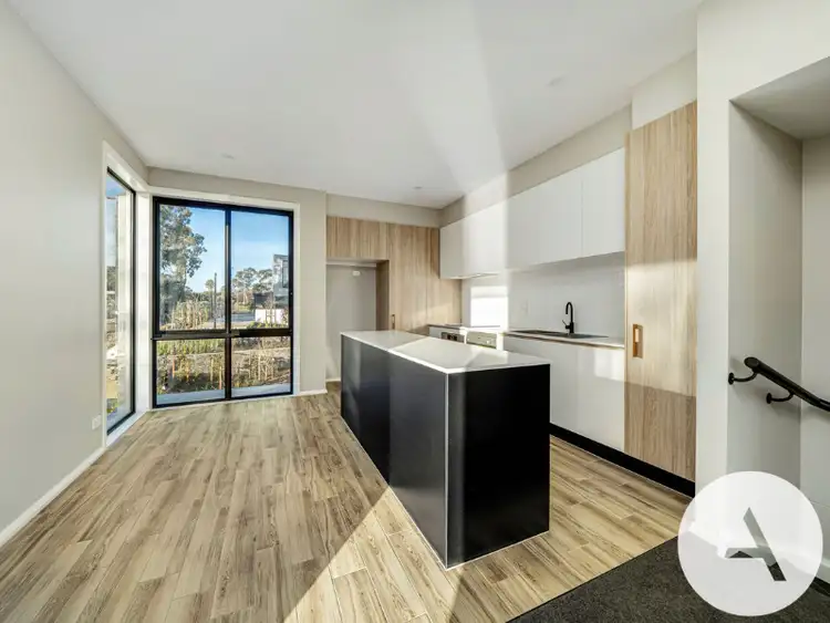 28/6 Ellison Harvie Cl, Greenway ACT 2900