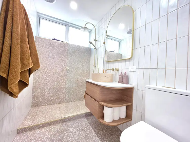 Fifth view of Homely unit listing, 2/32 Woodbine Grove, Chelsea VIC 3196