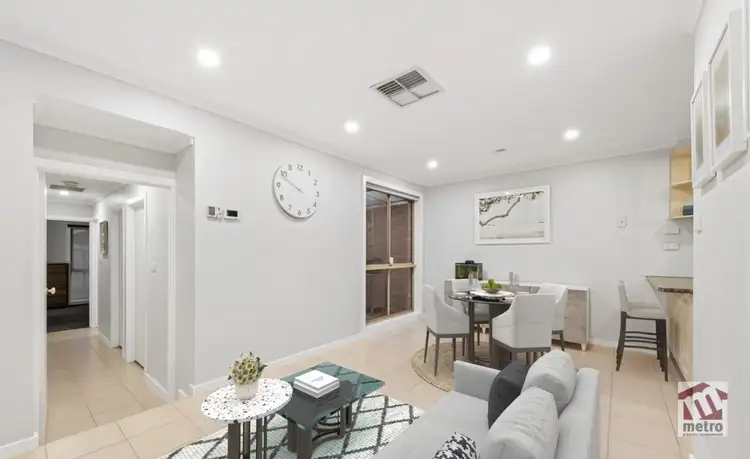 30 Poa Ct, Delahey VIC 3037