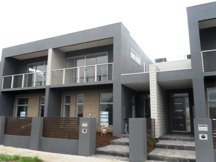 28 Mandrel Dr, Williams Landing VIC 3027