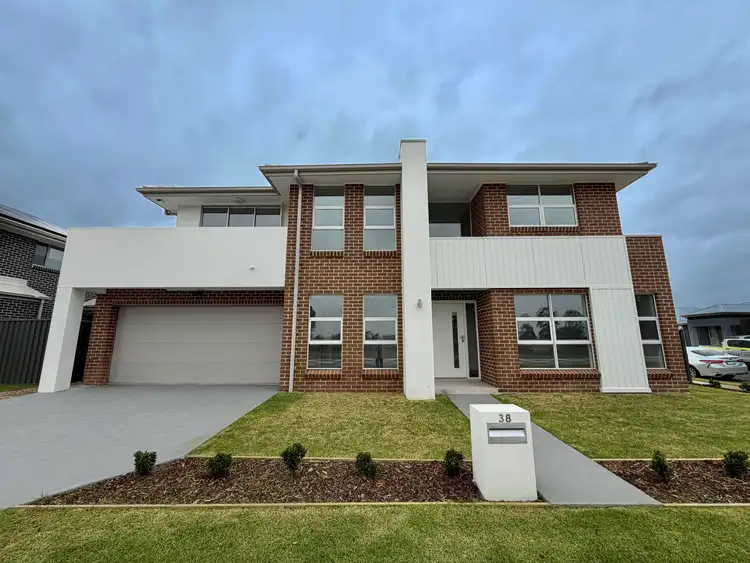 38 Spinifex Road, Werrington NSW 2747