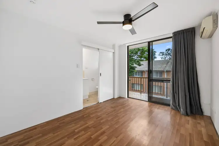 Third view of Homely unit listing, 5/12 Brasted Street, Taringa QLD 4068