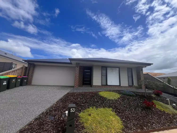 53 Regent Ave, Warragul VIC 3820