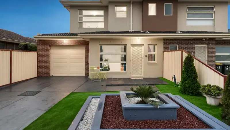 Main view of Homely townhouse listing, 2/30 Gladstone Pde, Glenroy VIC 3046