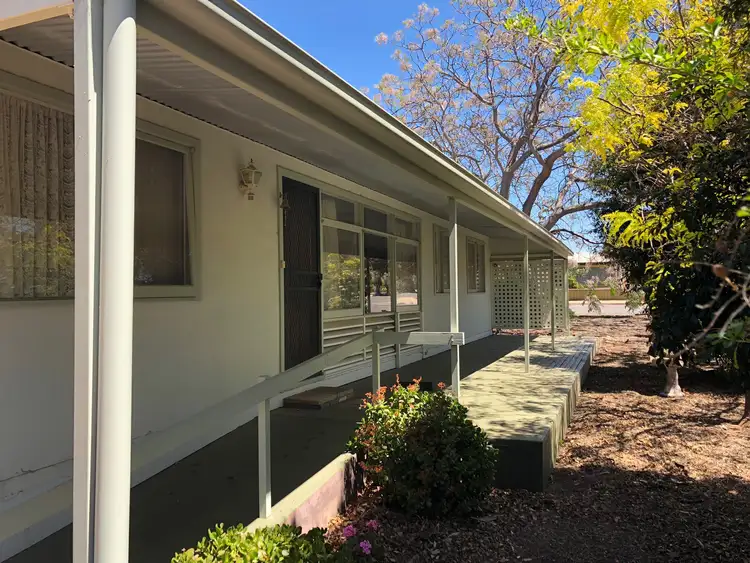 13 Cameron Street, Port Vincent SA 5581