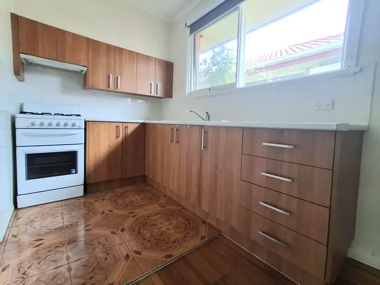 2/18 Albenca St, Mentone VIC 3194