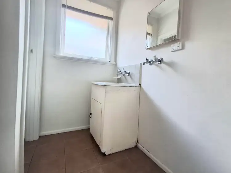 Fifth view of Homely unit listing, 2/18 Albenca St, Mentone VIC 3194