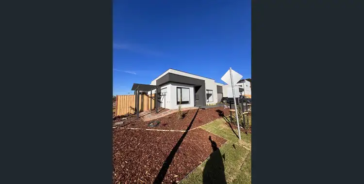 Second view of Homely house listing, 7 Othello Lane, Officer VIC 3809