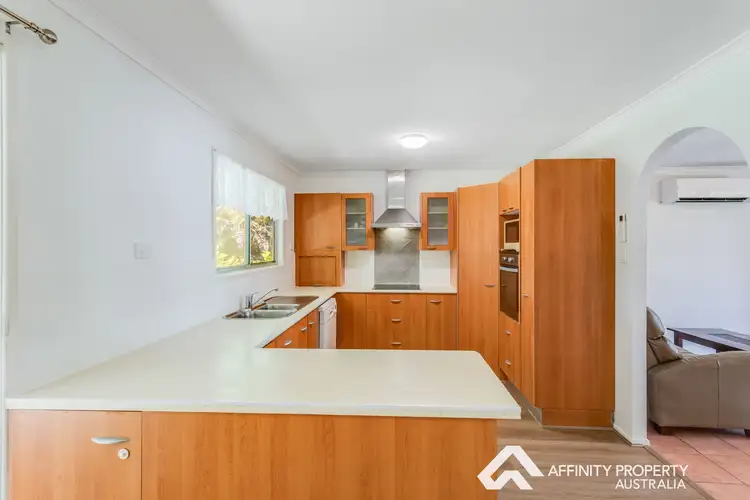 Fifth view of Homely house listing, 10 Janine Ct, Kallangur QLD 4503