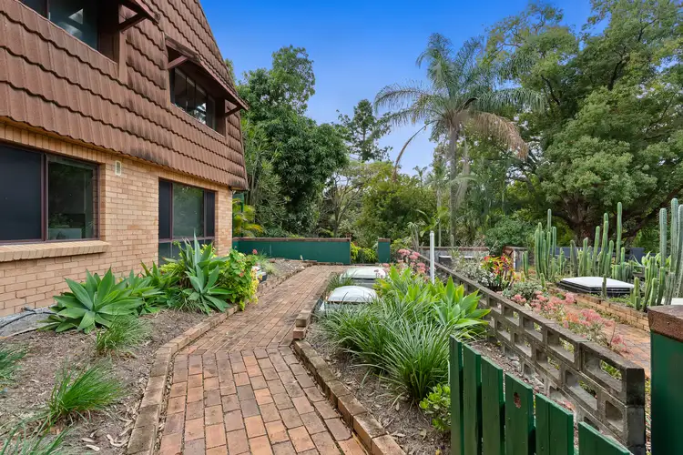 1/12 Woodstock Avenue, Taringa QLD 4068