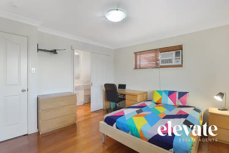 Room 1 - 12 Blairgowrie St, Macgregor QLD 4109
