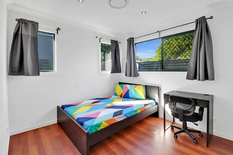Room 4 - 5/38 Taunton Street, Annerley QLD 4103