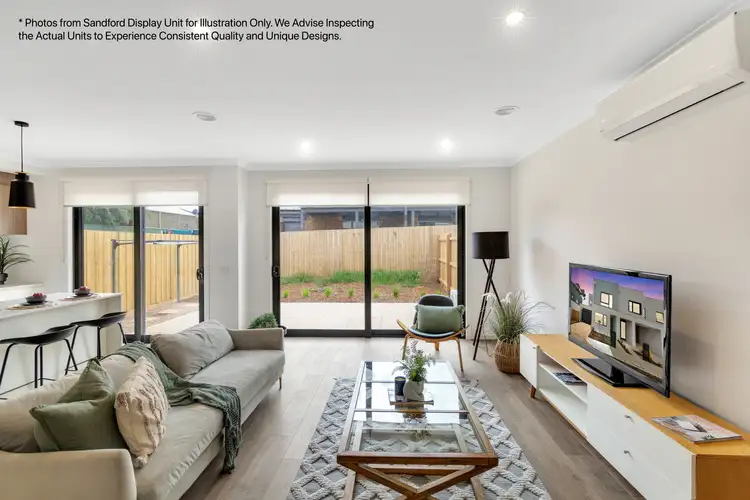 13 Wallagoot Walk, Carrum Downs VIC 3201