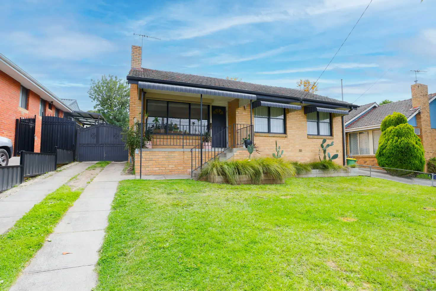 Main view of Homely house listing, 32 Dorrington Ave, Reservoir VIC 3073