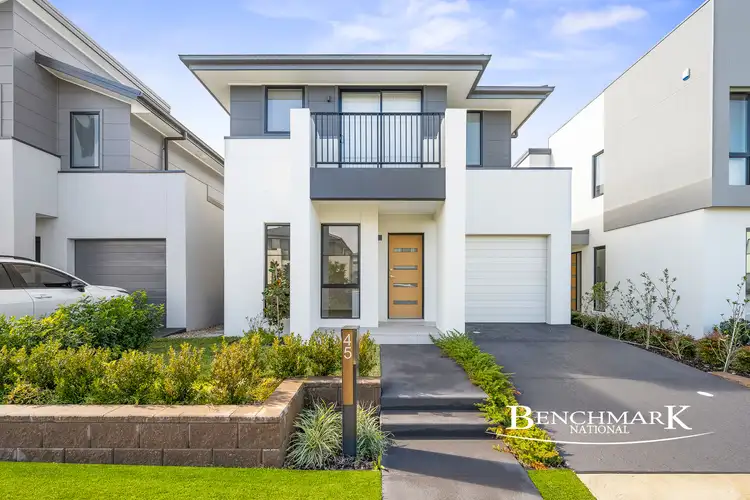 45 Shoreline Rd, Moorebank NSW 2170