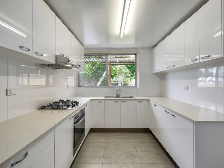 Room 2 - 4 Abingdon Street, Woolloongabba QLD 4102