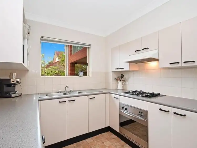 9/70 Albert St, Hornsby NSW 2077