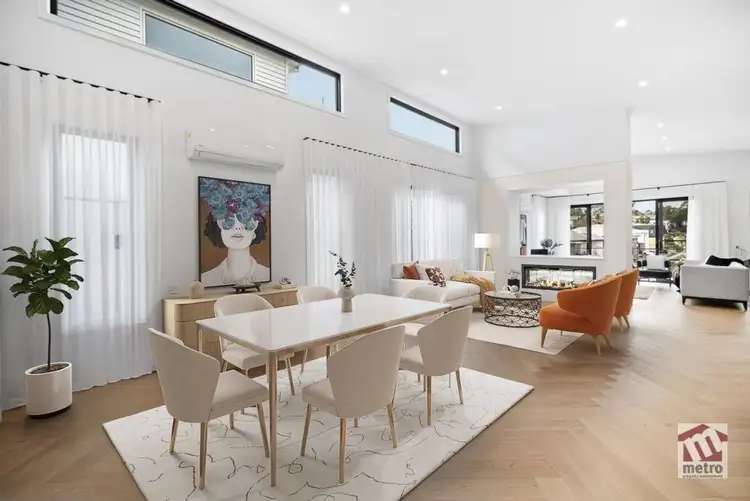 21 Claret Cres, Doncaster VIC 3108