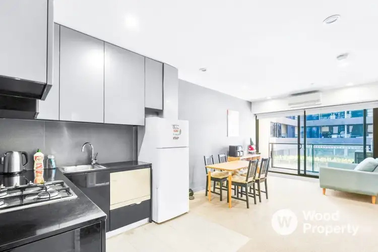 41 Batman St