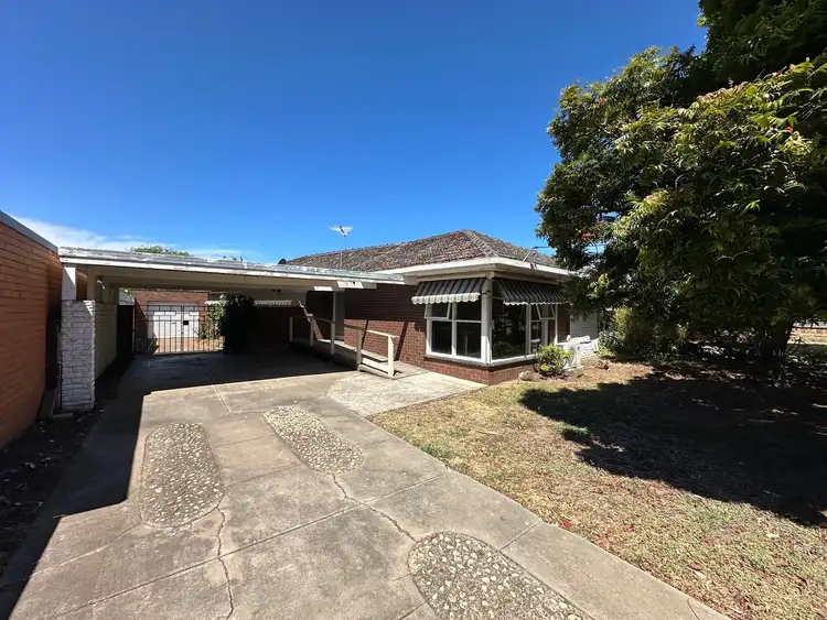 44 Mossfiel Drive