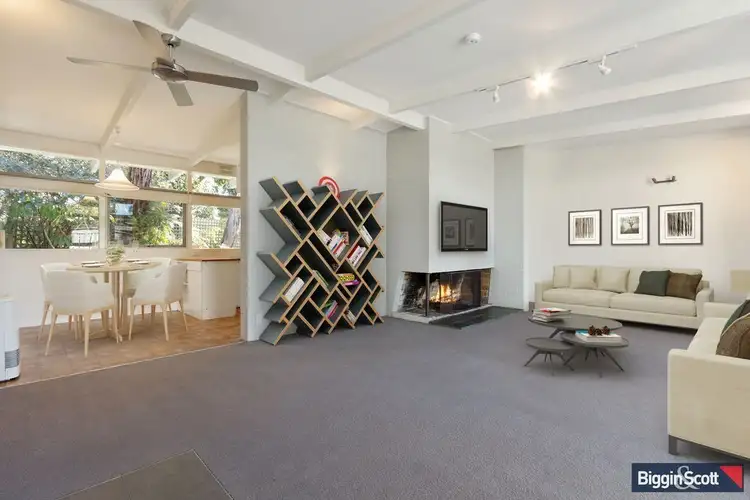 95 Lisbeth Ave