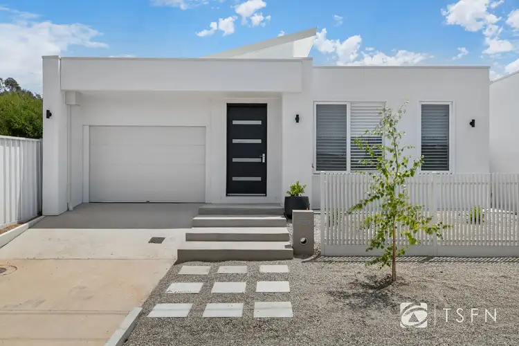 13A Pilcher St