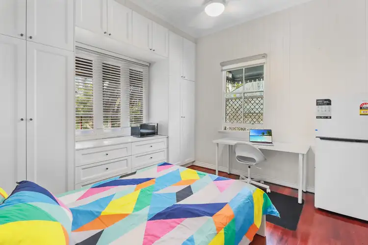 Room 1 - 32 Ellis St