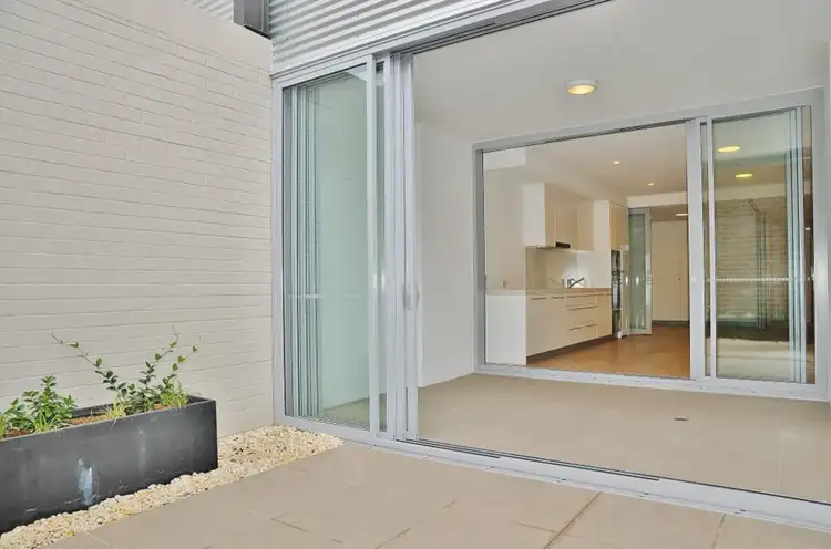 21-23 Enmore Rd