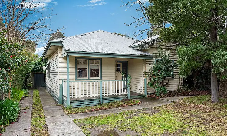 263 Whitehorse Road