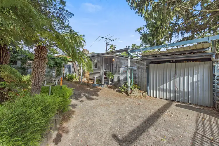 16 Stanley Rd