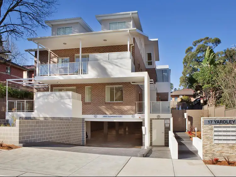 17 Yardley Avenue