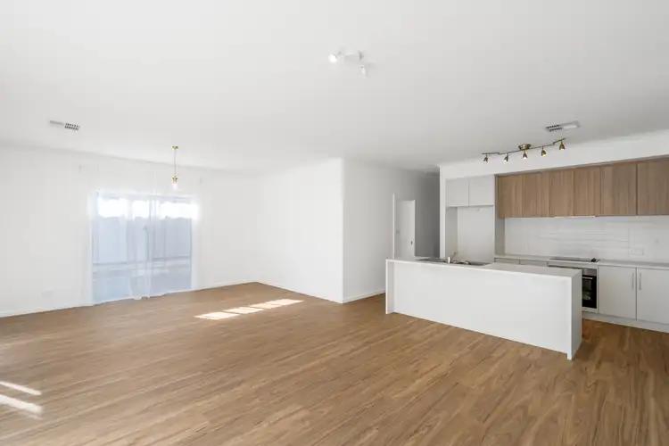 4A Allen Dr