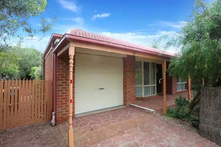 25 Kewarra Dr