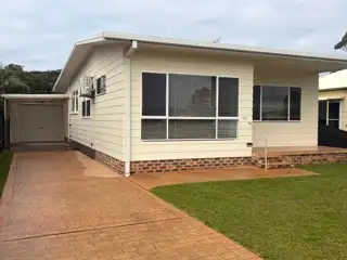20 Queanbeyan Ave