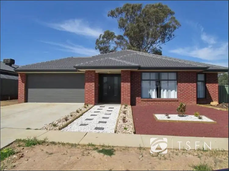 16 Amanda Dr