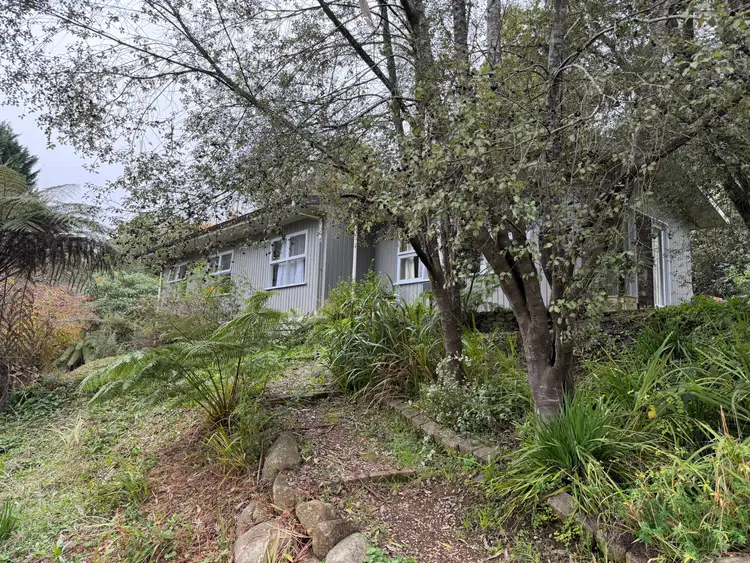115 Olinda-Monbulk Rd