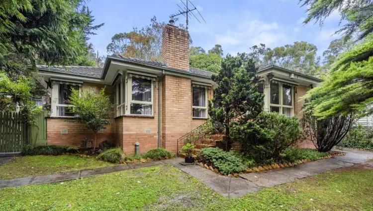 13 Kumbada Ave