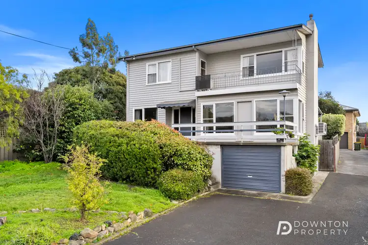 18 Amber St