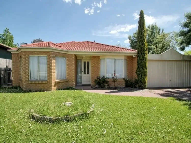 1A Waratah Ave