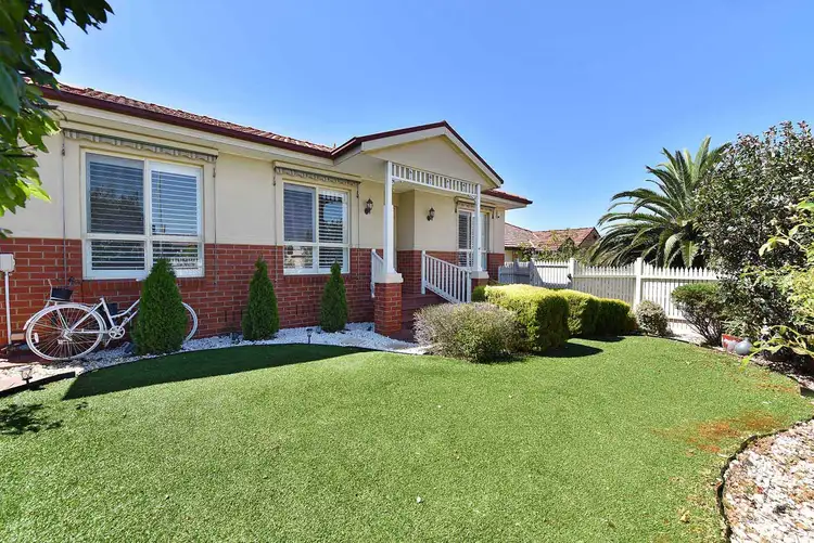 60 Hoffmans Road