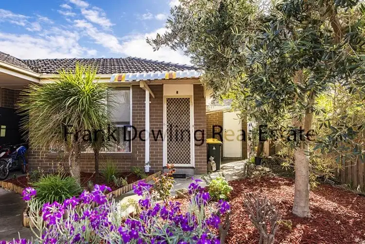 220 Boundary Rd