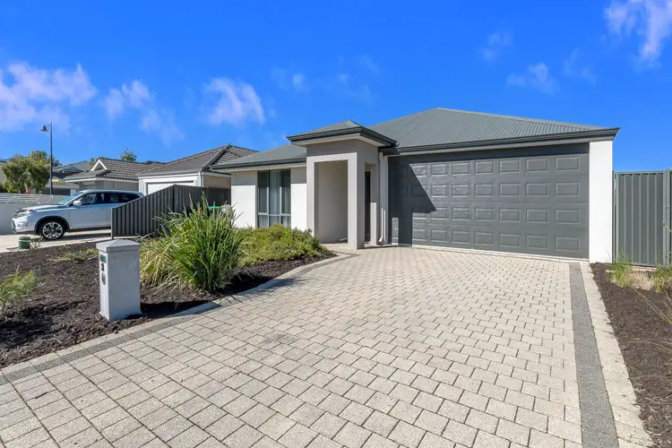 3 Acropolis Road