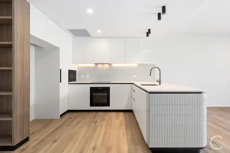 7 Jeavons Lane