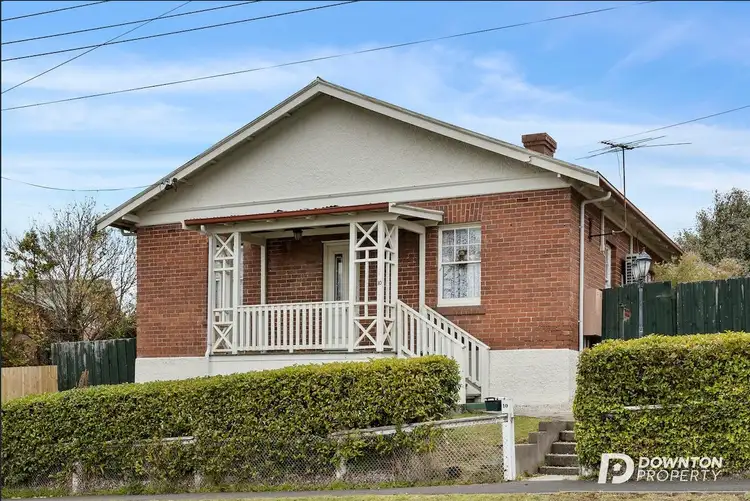 10 Cox Ave