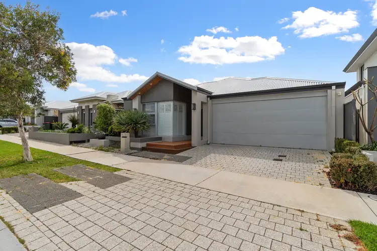 27 Pallium Way