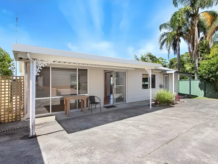24B Yuruga Ave