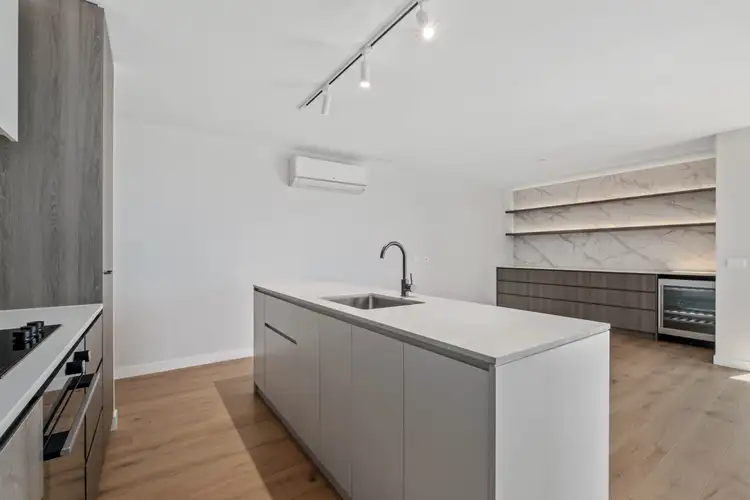 358 Northbourne Ave
